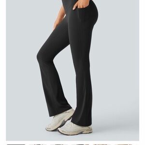 Halara UltraSculpt™ High Waisted Tummy Control Pocket Shaping Yoga Pants